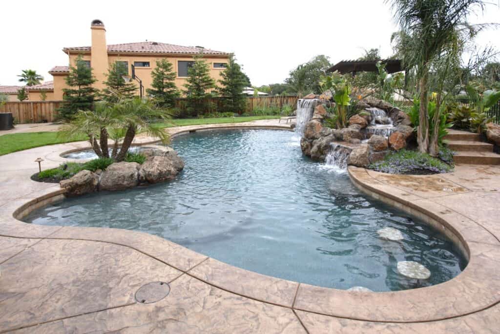 Outdoor Living Spaces - Swimming Pool