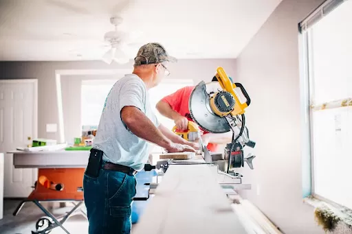 home remodels contractors​